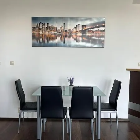 Cityview Apartmankosice דירה קושיצה